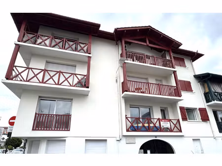 appartement t2 avec balcon  parking et cellier- quartier sai
