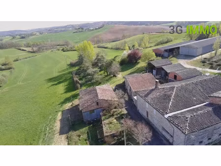 vente maison 6 pièces 160 m² à puygaillard-de-quercy (82800)  380 000 €