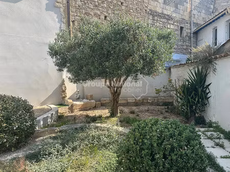 vente maison 2 pièces 132 m² saint-gilles (30800)