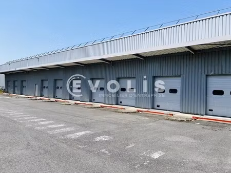 location entrepôt brie comte robert 77170 3541m²