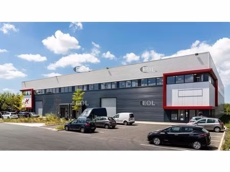 location local d’activités chanteloup-en-brie 77600 390m²