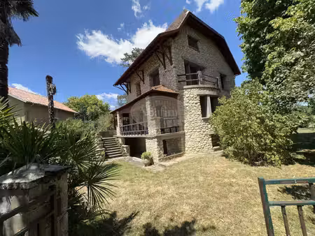 charmante villa en pierre