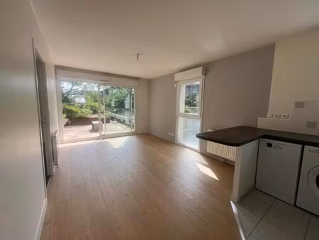 location appartement 2 pièces 40m² nantes 44200