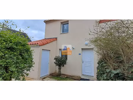location maison 3 pièces 76m²