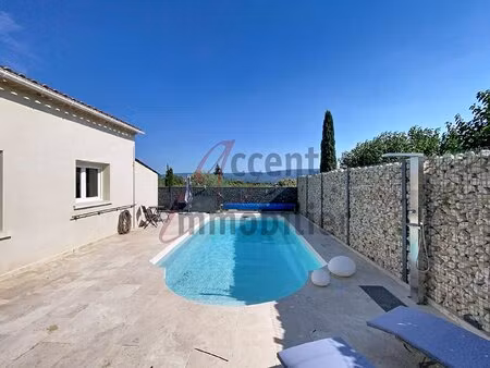 cabrières-d'avignon  élégante propriété de 150 m² avec piscine  dépendance et vue...