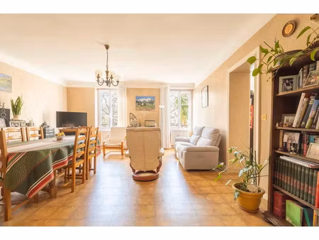 vente appartement 4 pièces 97m2 biarritz 64200 - 445000 € - surface privée