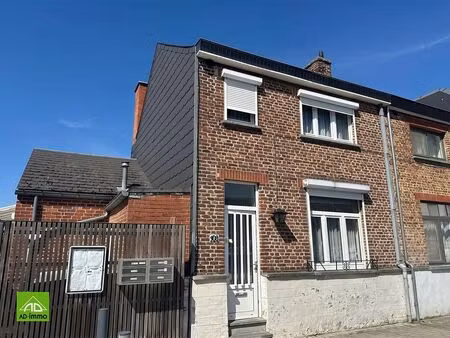 maison à vendre avec terrasse et jardin   jambes (vbe43035)