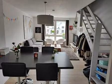 co-loc 1 chambre meublée pour étudiant ou jeune travailleur