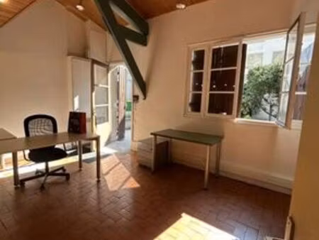 prestigieux bureau en location montmartre  abbesses  grandes-carrières  paris  île-de-fran