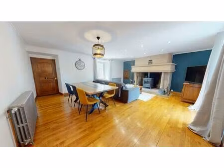 maison à vendre- coup de cœur assuré – magnifique maison en pierre rénovée de 110 m² à sév