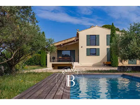 villa de luxe à vendre à lourmarin