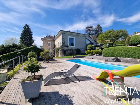 maison de luxe à vendre à saint-jean-de-moirans