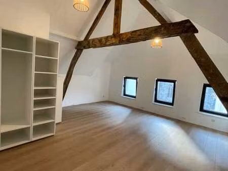 studio à louer centre-ville de tournai