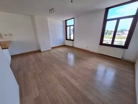 appartement 3 chambres à louer à tournai