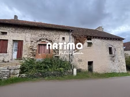 maisonette a renover avec jardin