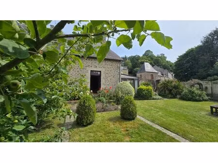 jugon les lacs - elégante maison de bourg et ravissant jardin à 2 pas du lac