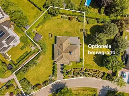 maison dans un emplacement exceptionnel au cœur de hoogstra