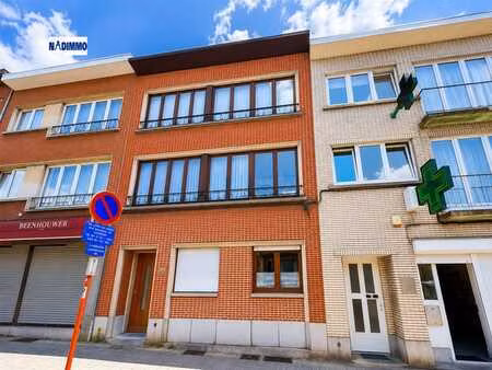 appartement 1 chambre et pièce dressing meublé avec terrasse