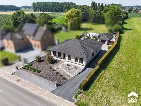 grande maison ouverte à halen avec jardin et piscine