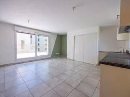 location appartement 4 pièces à nantes éraudière-renaudière (44000) : à louer 4 pièces / 8
