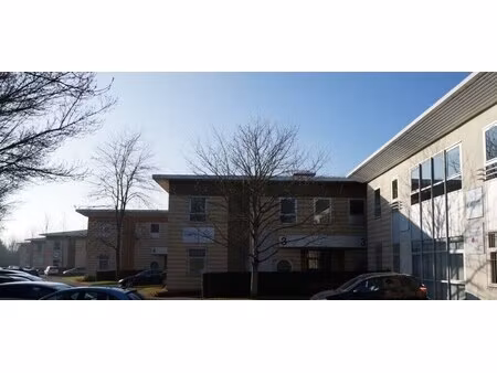 location local d’activités voisins le bretonneux 78960 78m² à 1136m²