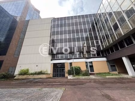 location bureaux 268 m²