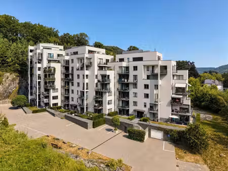 bel appartement dans un cadre verdoyant