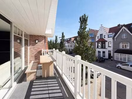 charmant appartement avec terrasse ensoleillée au cœur de...