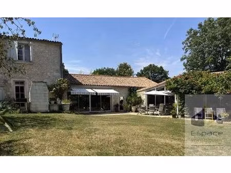 maison de prestige de 357 m2 en vente montroy  france