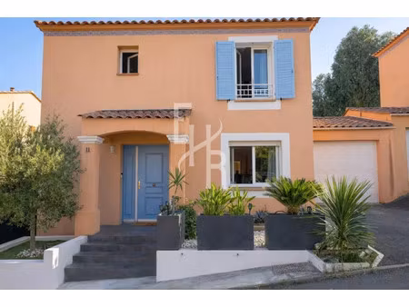 maison de luxe à vendre dans le quartier croix des gardes