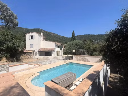 vente villa 5 pièces 167 m² à plan-de-la-tour (83120)  750 000 €