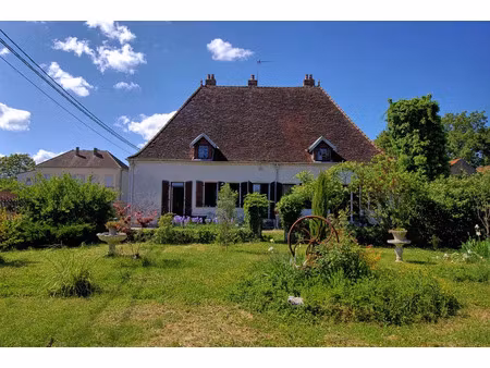 vente maison 9 pièces 205 m² saint-aubin (39410)