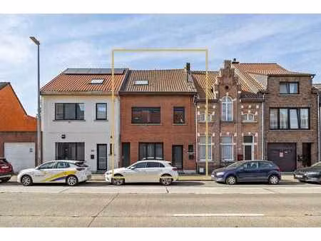 leuke  gerenoveerde gezinswoning woning met 4 slaapkamers e…