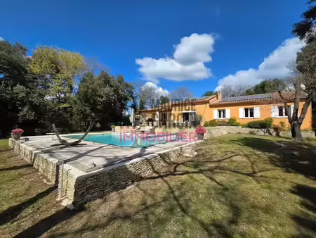 vente maison 7 pièces 231 m² à saumane-de-vaucluse (84800)  695 000 €