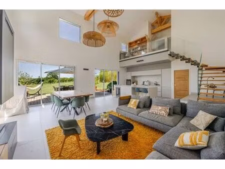 maison de luxe de 175 m2 en vente ascain  nouvelle-aquitaine