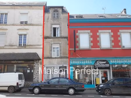 idéal pied à terre dans une petite ville dynamique avec tous commerces
