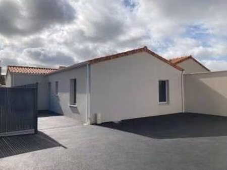 location maison à landemont (49270) : à louer / 84m² landemont