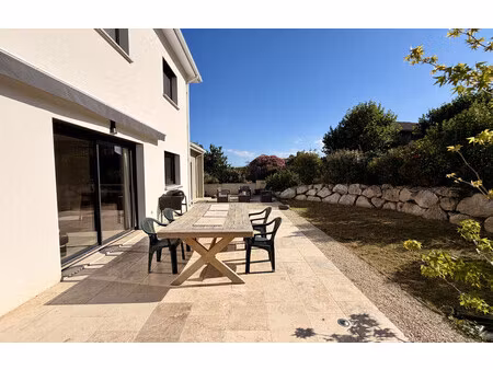 maison de 90 m² à beauvallon - 320 000 €