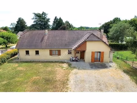 maison de plain pied entre chalon-sur-saone et lons-le-saunier à 5 min de louhans et ses 1