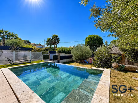 villa de luxe à vendre dans le quartier nord