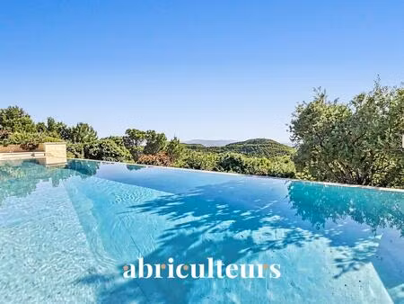 magnifique villa de 296 m² avec piscine  sauna  spa  terrain de 1 2 ha et vue exceptionnel