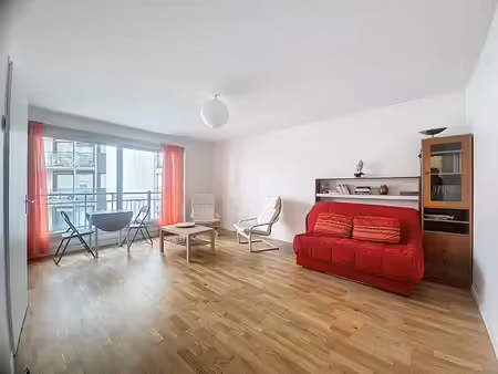 location meublée appartement 1 pièce 37 m² à montigny-le-bretonneux (78180)  1 000 €