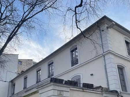 appartement t2 - prox. les halles - nimes 30000