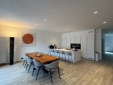 grand duplex de 155m2  2 chambres. à floreffe