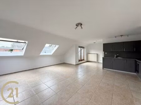 penthouse à louer à rue de l'escalette 13 tournai (vbe43195)