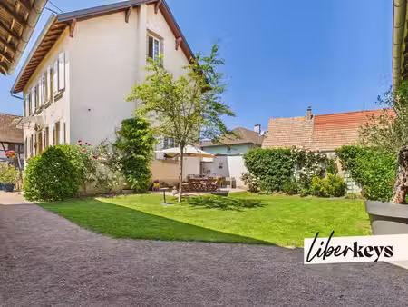 maison bourgeoise de 254 m²