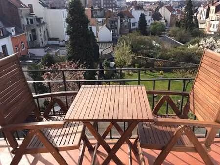 appartement 2 chambres à etterbeek (quartier la chasse)