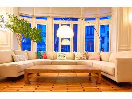 appartement 2 ch à ixelles avec grand jardin et sauna