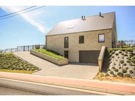 villa à louer à overijsesteenweg 5 duisburg (rbw37032)