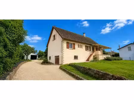 virginie masson capifrance vous présente maison familiale 136 m² – 4 chambres – sous-sol..